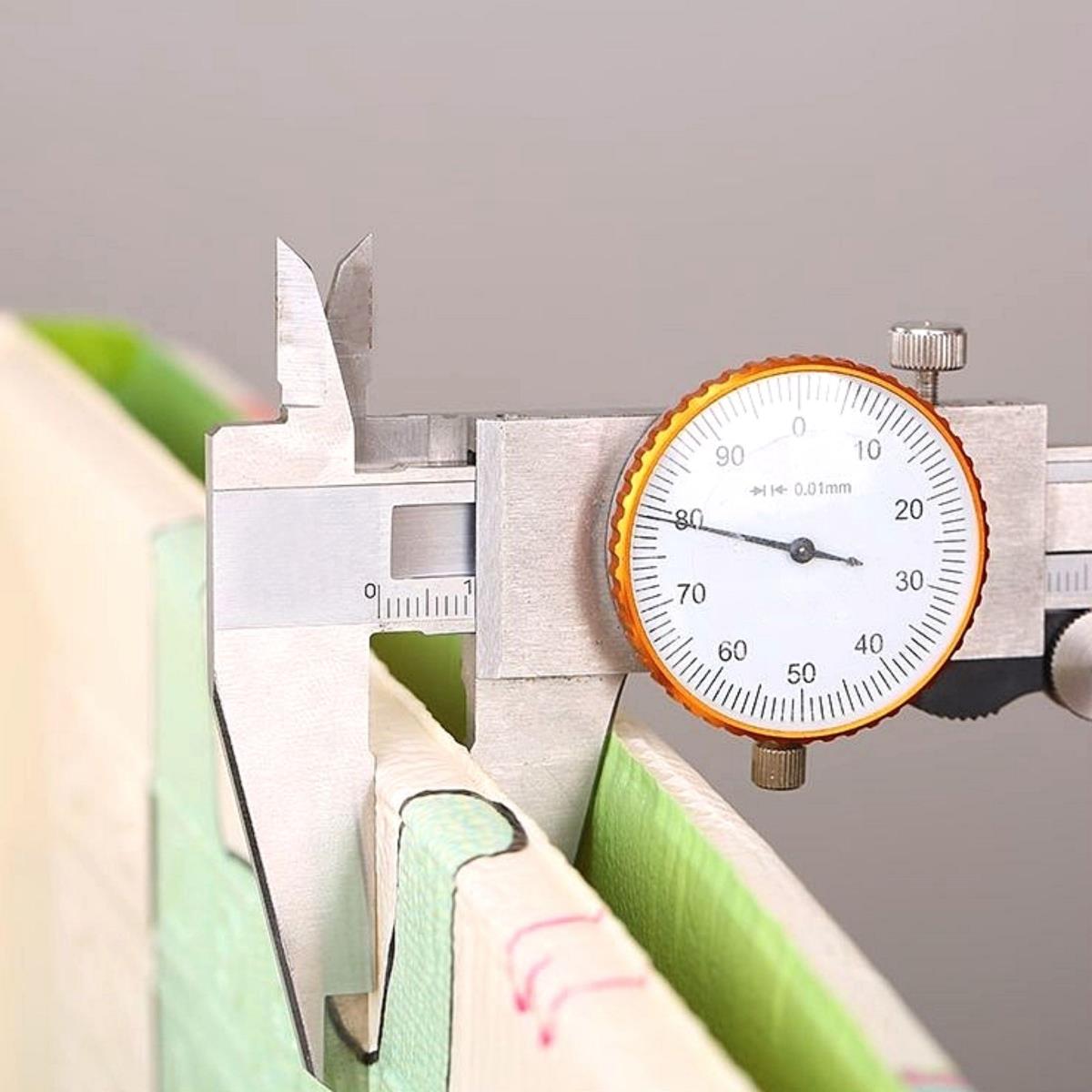 Dobbeltsidet foldbar skummåtte 180 x 120 x 1 cm - Charming Town/Sand Beige