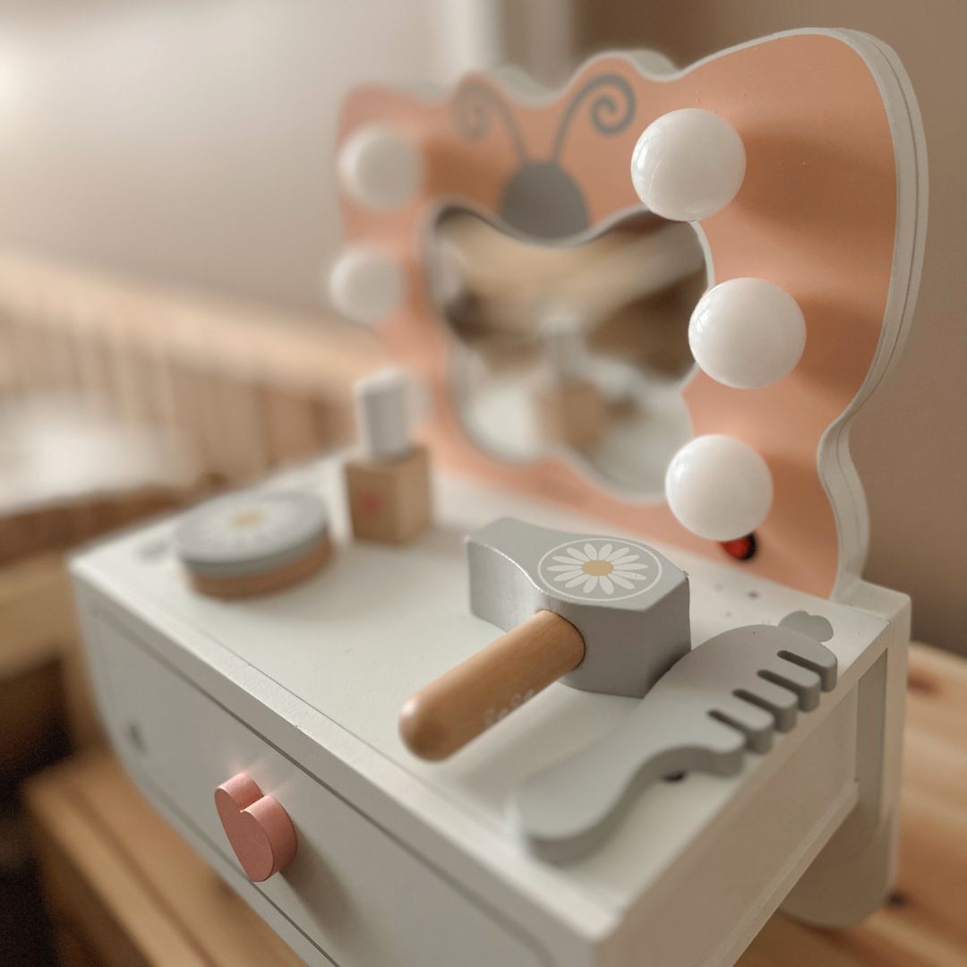 Mini toiletbord i træ med LED-belysning - Butterfly