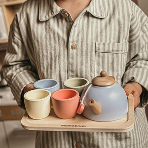 Tesæt i træ med bakke - 7 dele