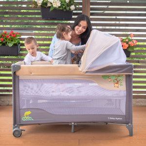 Rejseseng 0 - 36 m med puslebord + Moby-System HUXLEY kravlegård