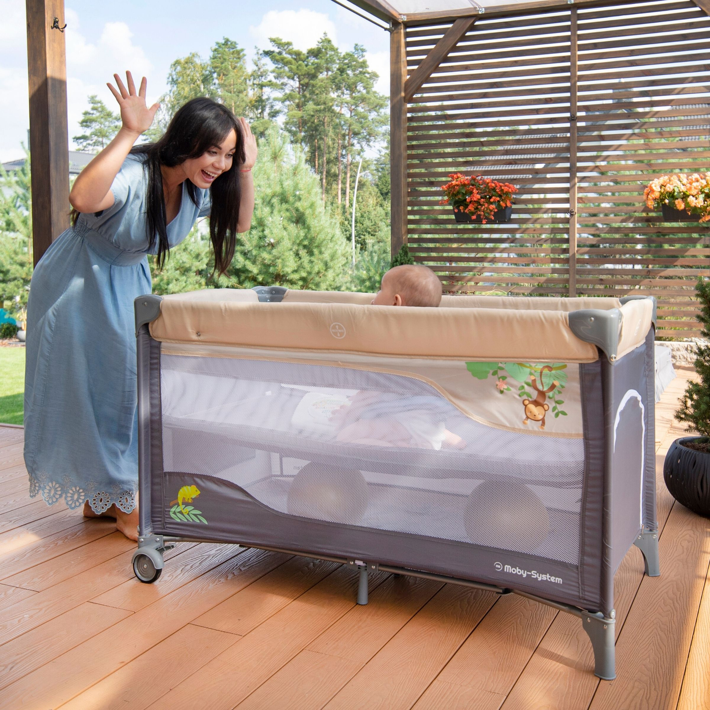 Rejseseng 0 - 36 m med puslebord + Moby-System HUXLEY kravlegård