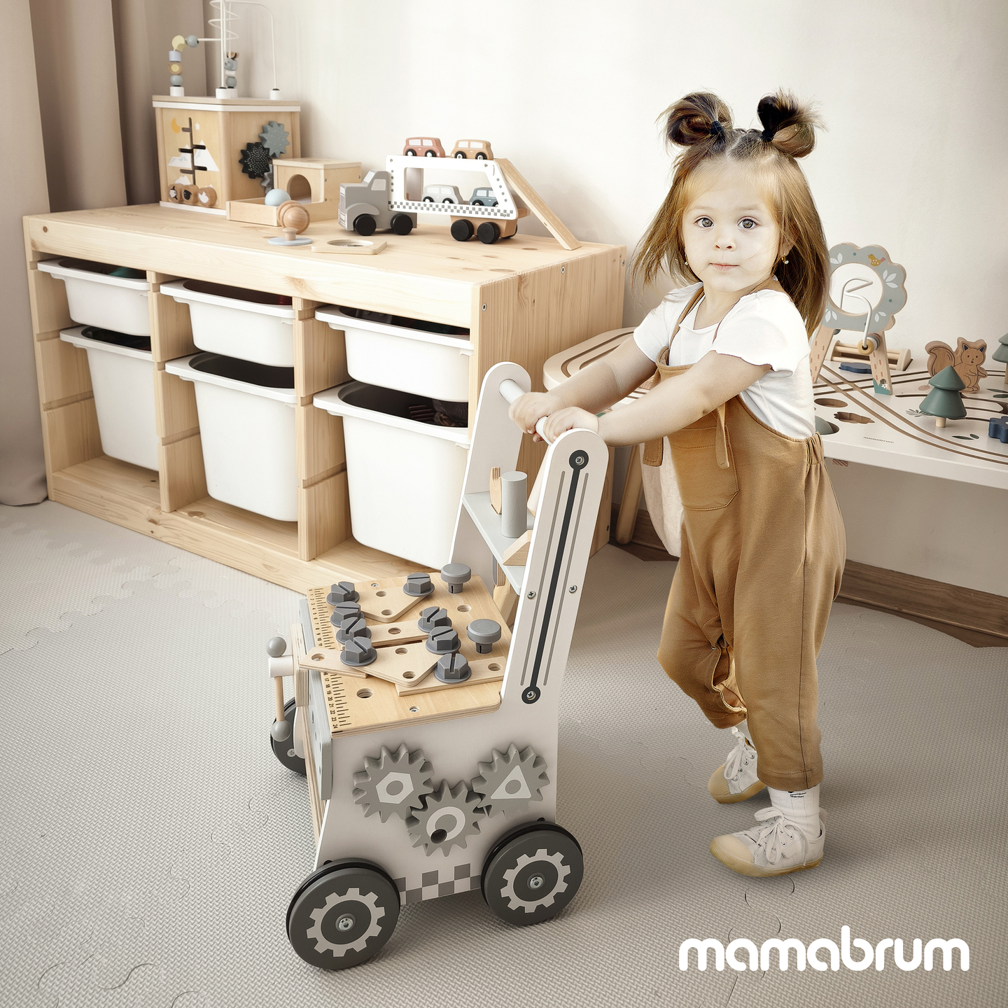 3-i-1 gåvogn, skubber + værksted i træ - 47 elementer