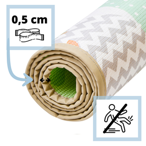 Dobbeltsidet skummåtte - skov på en bakke / solskinsby