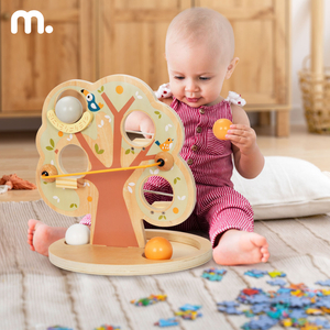 Rutsjebane med kugler i træ - Grønt træ