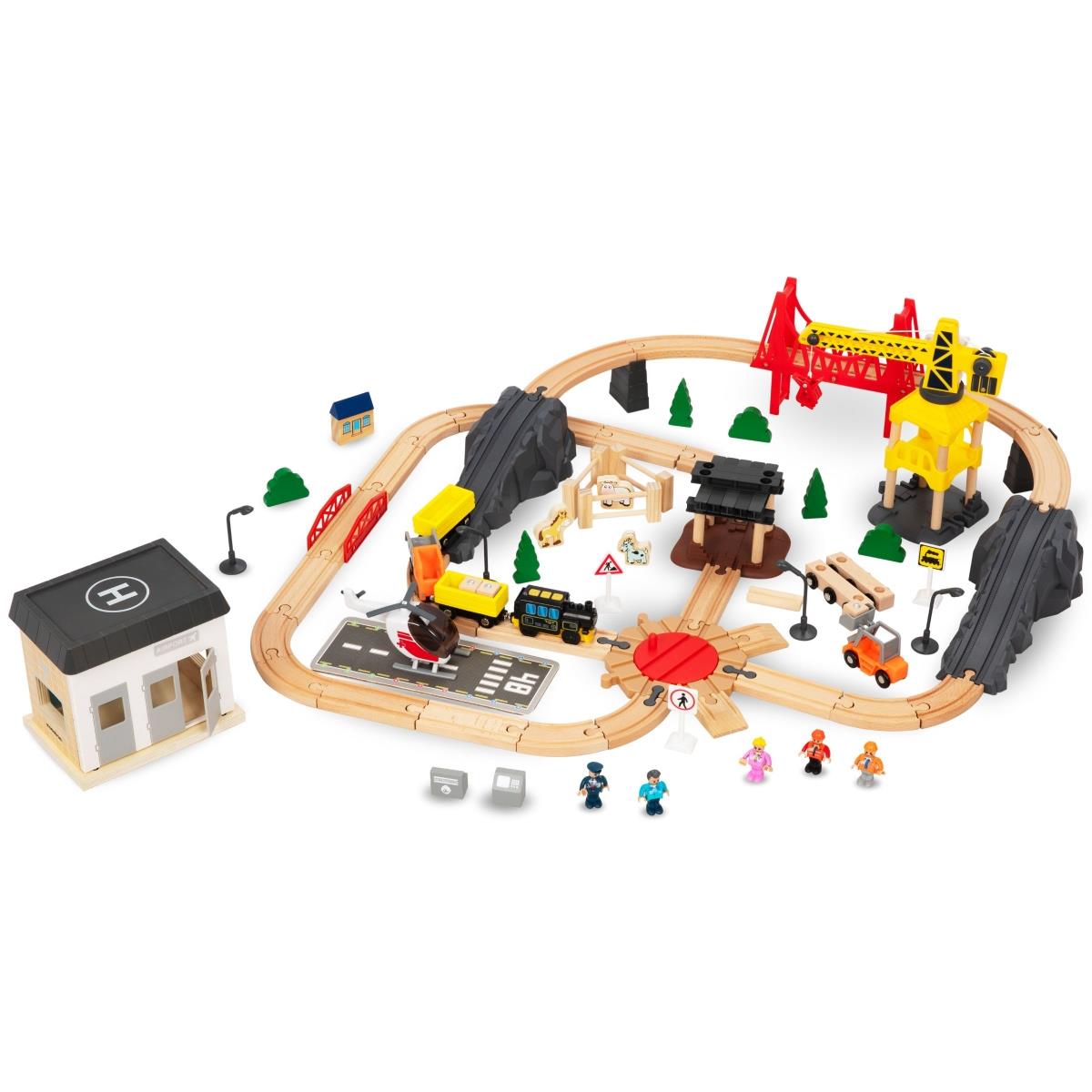 Træjernbane, batteridrevet tog - By: spor, biler, bro, lufthavn