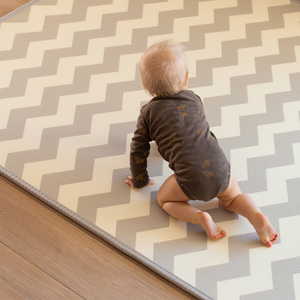 Dobbeltsidet skummåtte XXL - rulle 2 CM (vej og zigzags)