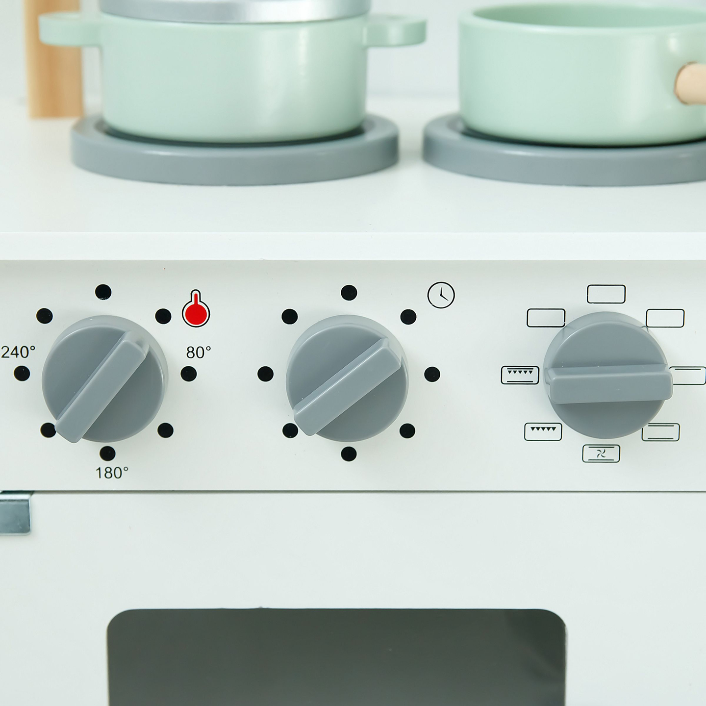 Børnekøkken i træ med mikroovn