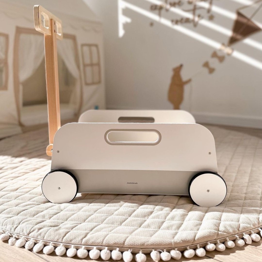 Legetøjsvogn i træ - trækvogn