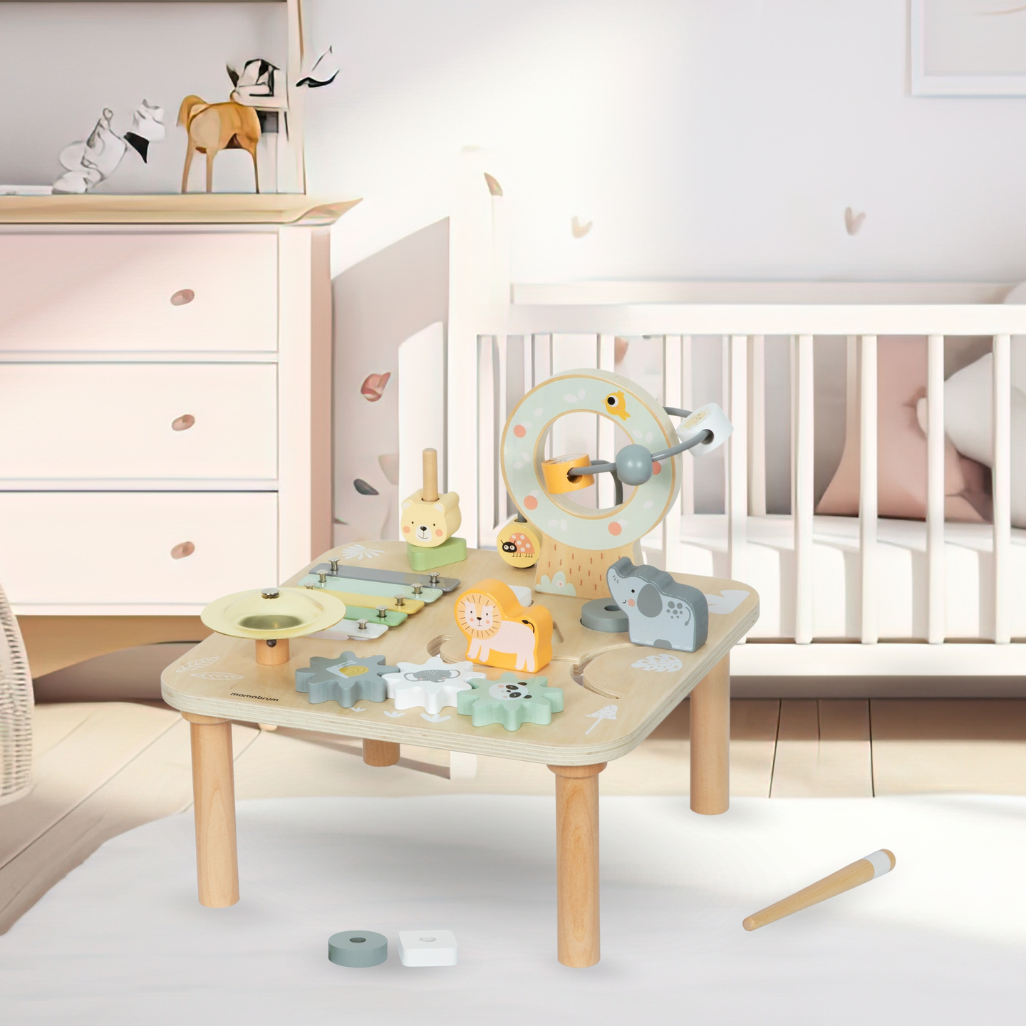 Pædagogisk 7-i-1 musikbord i træ med bækkener og gong - vild jungle