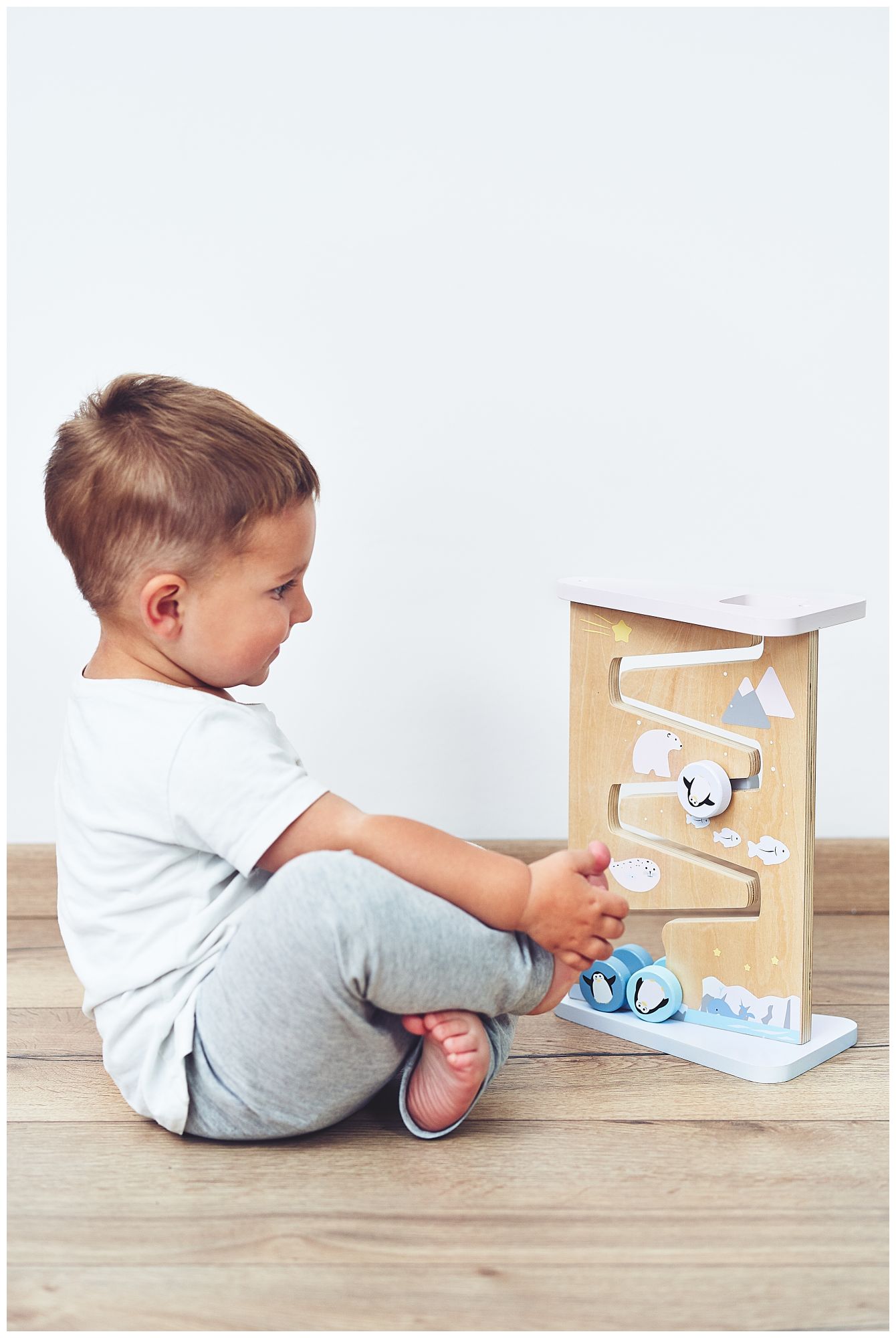 To-sidet sensorisk manipulationsbræt i træ