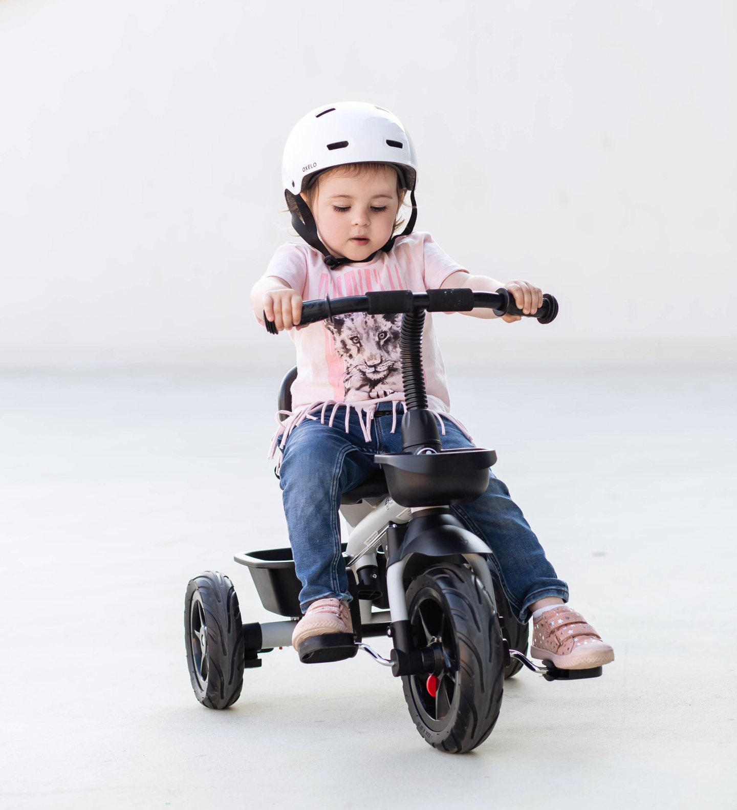 HyperMotion TOBI VECTOR trehjulet cykel - evigt oppustelige hjul + skubbebøjle. Farve: lysegrå.