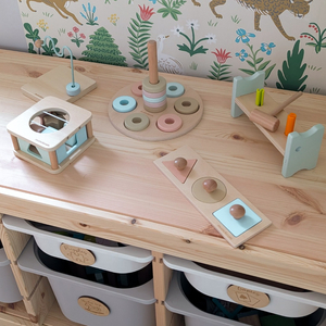 Montessori-legetøjssæt til børn på 13-18 måneder