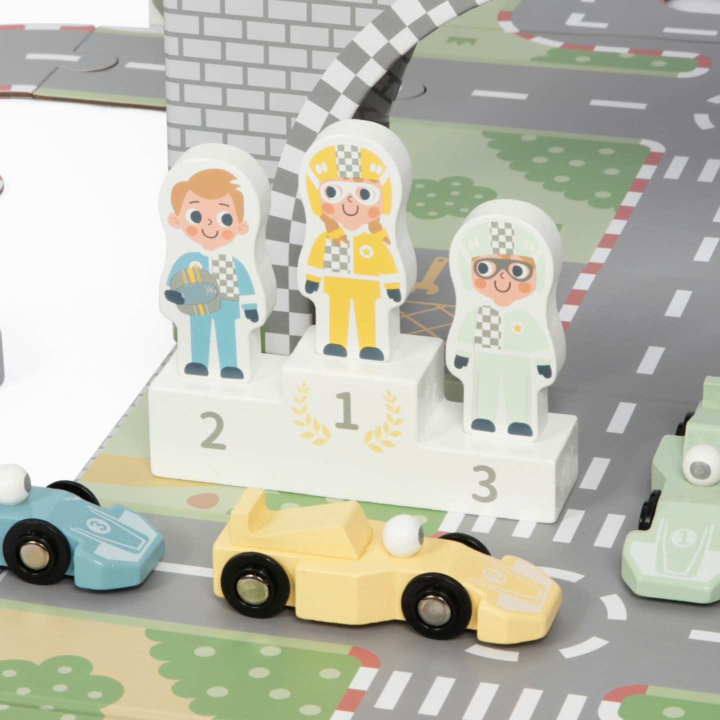 Magnetisk kuffert med racerbane, trækøretøjer og vejtilbehør