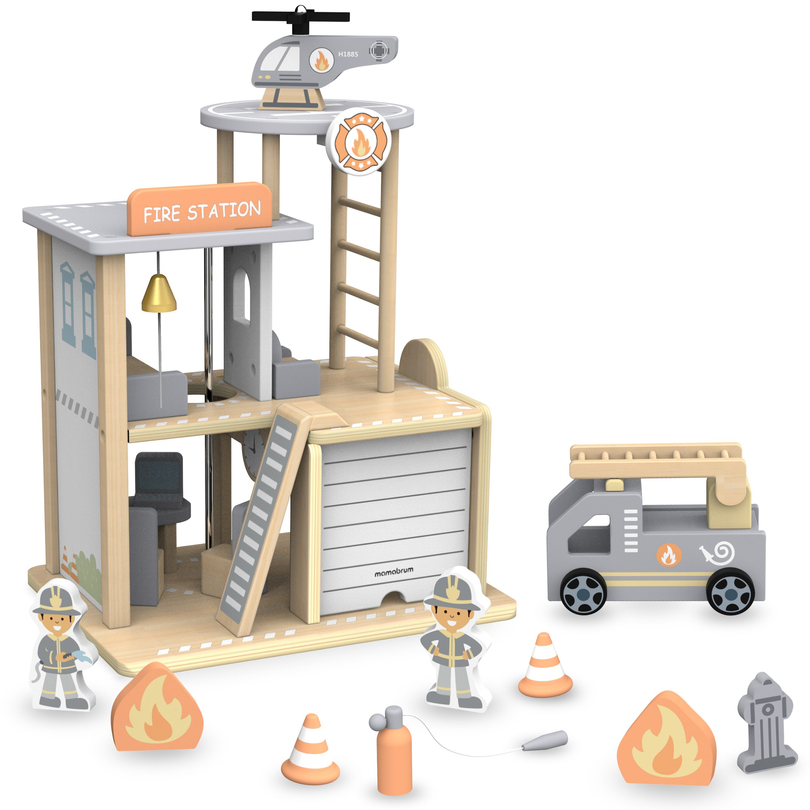 Brandstation i træ med tilbehør, brandvæsen